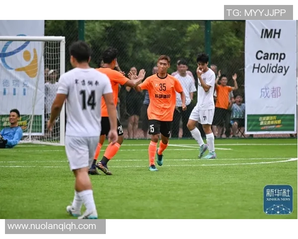 足球比赛中各队人数的合理配置与战术影响探讨 足球比赛中各队人数的合理配置与战术影响探讨